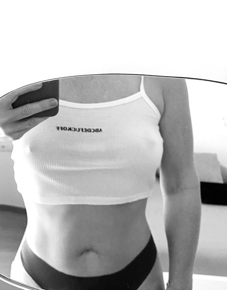 anjasia erwachsene sexy bilder