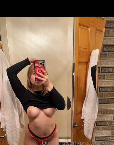 prettybbyxxo erotische schöne bild