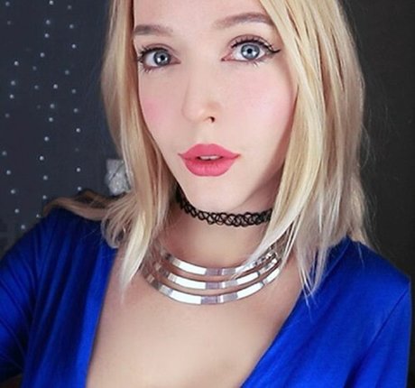 Holly Rosi Asmr erotische kunst bilder