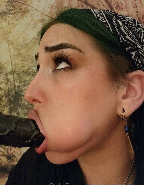 Alesa erwachsene hd fotos