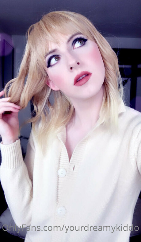 yourdreamykiddo nackt freie bild