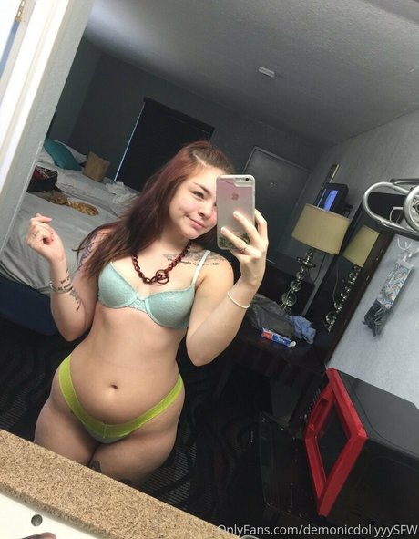 demonicdollyyysfw freie xxx foto