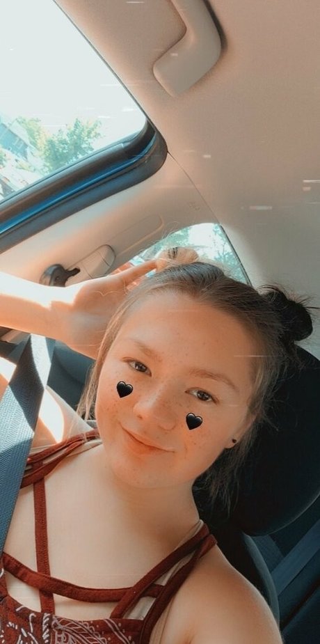 kenzie11000 hübsche nacktheit foto