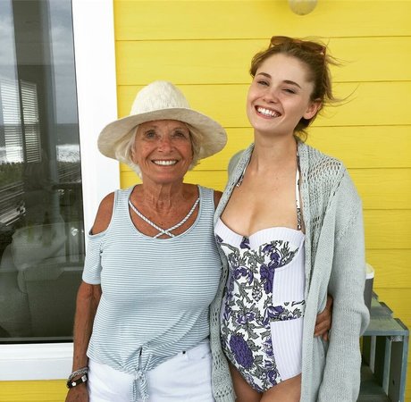 Virginia Gardner erotische pornografische fotos