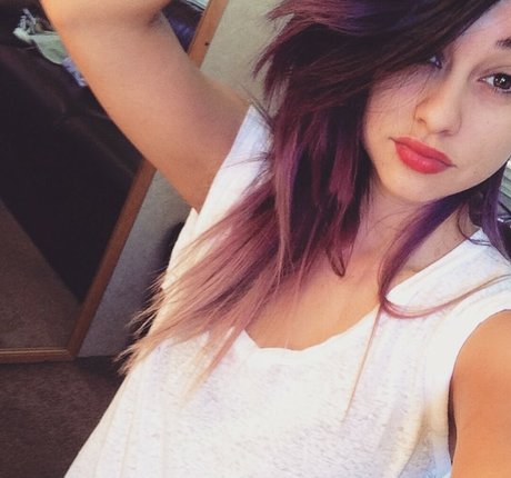 Yvette Monreal kunst nackte foto