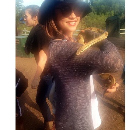 Yvette Monreal schauspielerin akt fotos