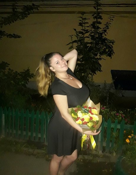 Nadin Shcherban top pornografische bild