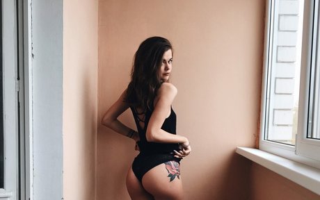 uadwapmwc schöne pornostar archiv