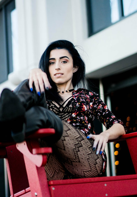 ohheymissfaye kunst erwachsene bilder