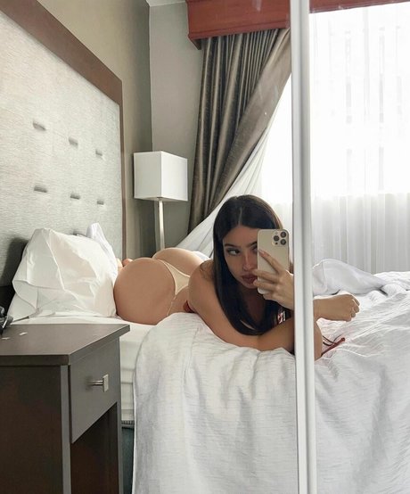 anicejewishgirl sexy pornostar bild