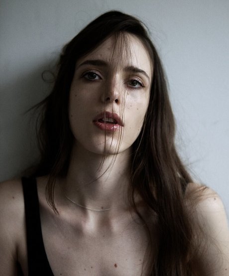 Stacy Martin top akt fotos