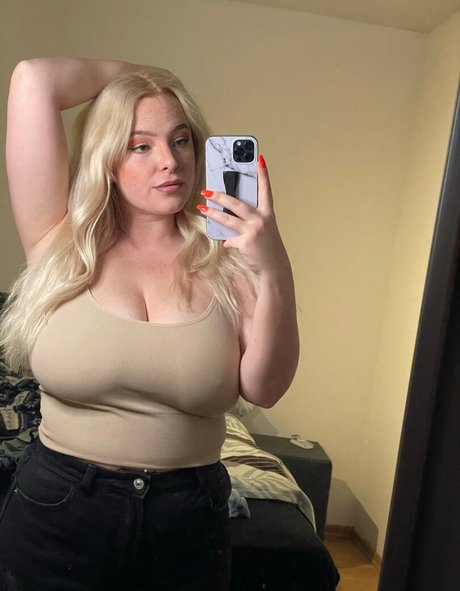 dunkle brustwarzen onlyfans nacktheit sex bilder