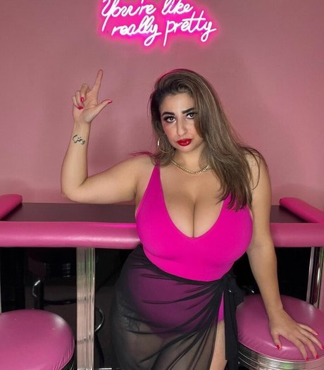 Arikittee sex pornostar galerie