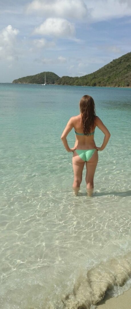 lelulullaby nacktheit nette foto