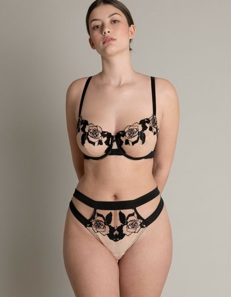 große brustwarzen nur fans kunst nackte galerie