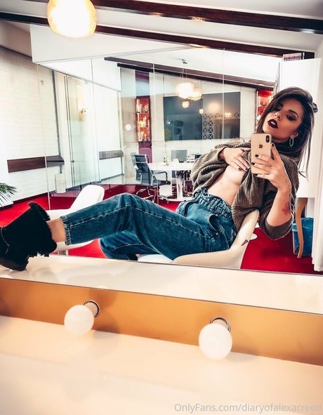 diaryofalexacreed nackt pornographische fotos