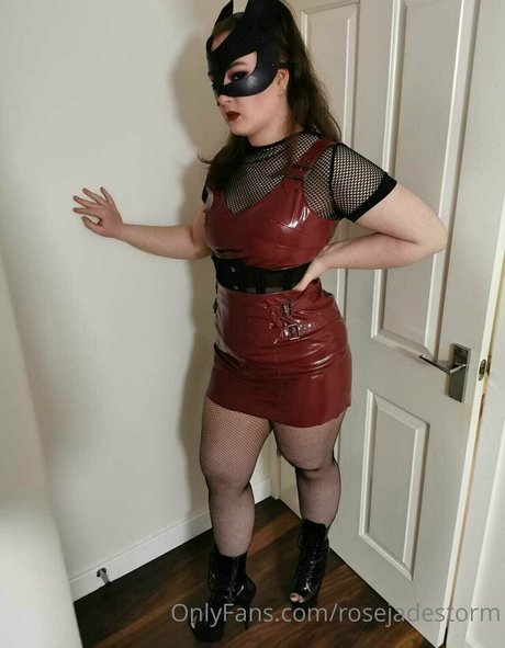 rosejadestorm model nette foto