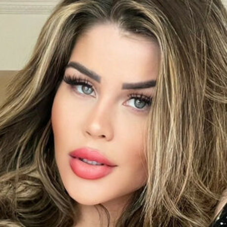 Tais Lambertini nackt sexy bild