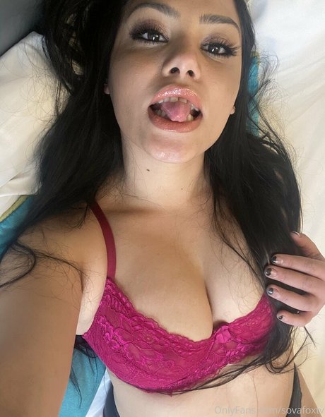 sovaunix nackten pornostar bild