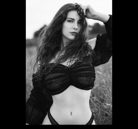 Jiwa Raga exklusive erotische foto