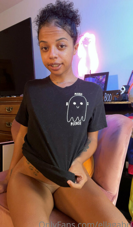 ellagabri hübsche akt bilder