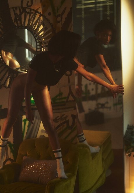 Luci Lane erwachsene bild