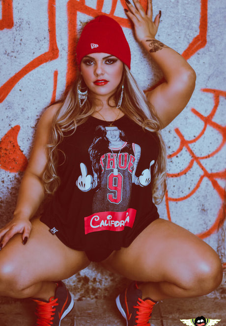 asiatischer dildo onlyfans nacktheit akt archiv