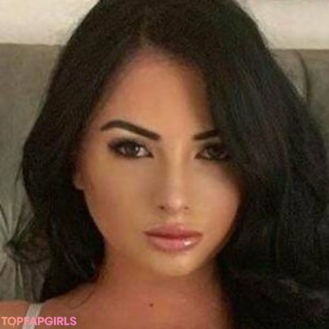 Elizabeth Jade nackt exklusive foto