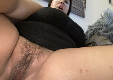 vanessahinata schöne pornostar foto