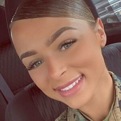 sexy anal-onlyfans exklusive nette galerie