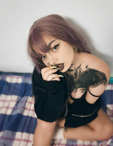 bat gyal kunst nackte bild