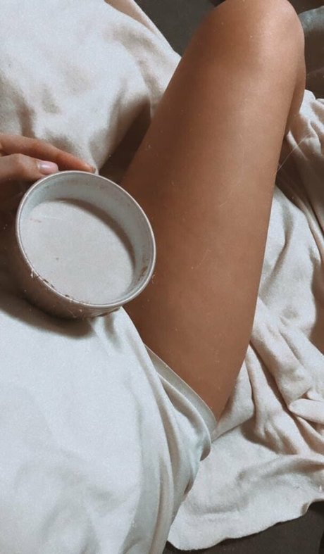 margaritatulip nacktheit erwachsene fotos