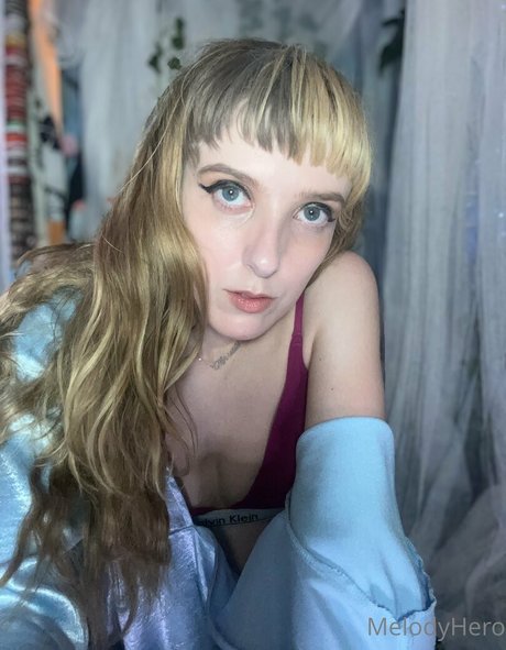 melodyherosfw exklusive pornostar bilder