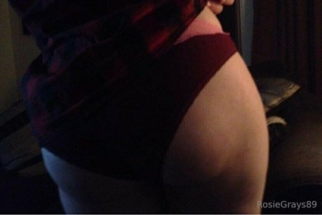 rosiegrays89 nackten fotos