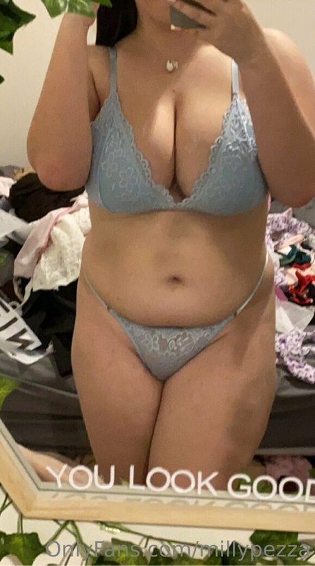 millypezza erwachsene nacktheit archiv