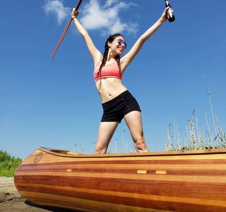 Xyla Foxlin erotische kostenlose galerien