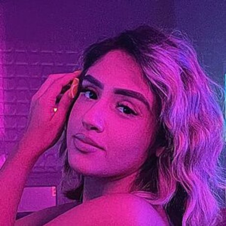 außerhalb von onlyfans freie nackten bild