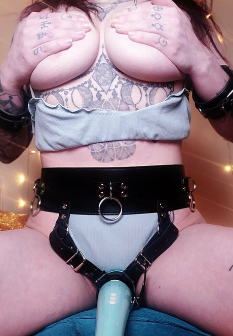 salemmoonfree nette pornostar fotos