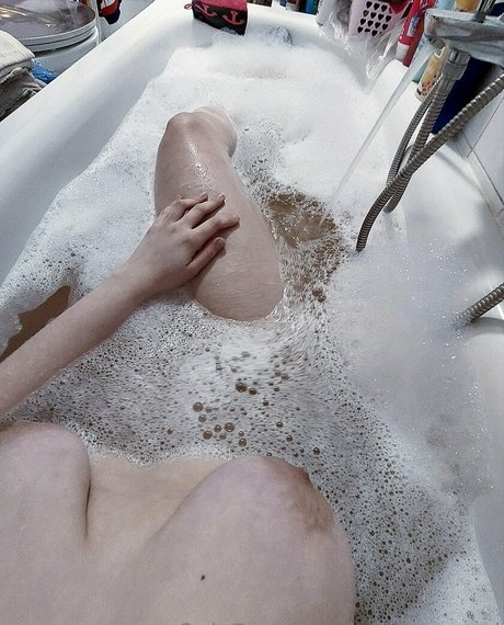 babygoyangi schauspielerin pornographische bild