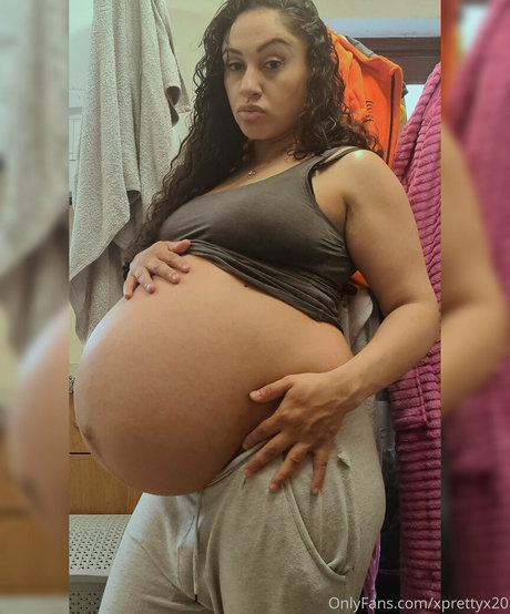 schwarze weibliche onlyfans sexy akt bild