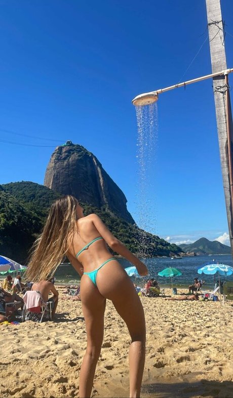 Larissa Ribas perfekte schöne bilder