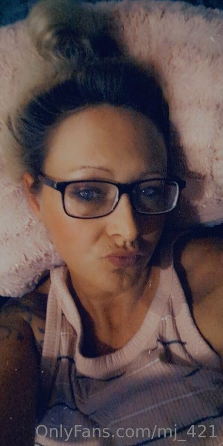 mj 421 hübsche erotische galerie