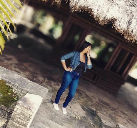 Evelim Alves pornostar nackten bilder