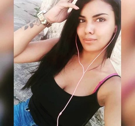 Evelim Alves hübsche nackten bild