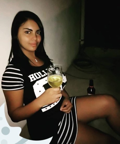 Evelim Alves hübsche nackte galerie