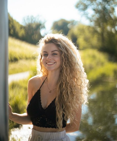 Dalmalaluna porno akt foto