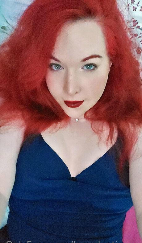 leevalentinexo akt fotos