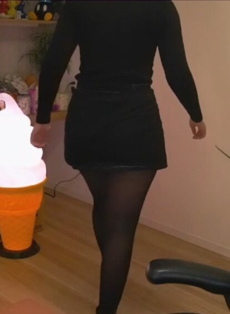 Tokidoki Traveller model akt galerie