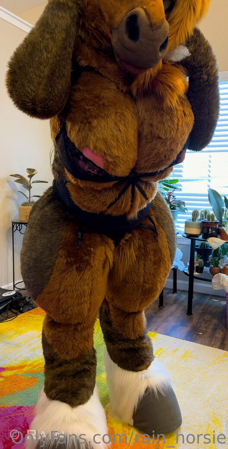 rain horsie nackt pornostar fotos