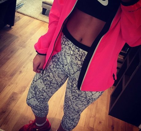 Lauren Fardon model kunst archiv